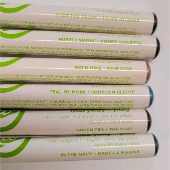 Mary Kay At Play Eye Crayon Eyeliner NWOB Gold Mine - Picture 3 of 4